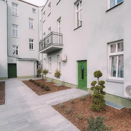 Modern Warszawska W Historycznej Kamienicy Apartment *